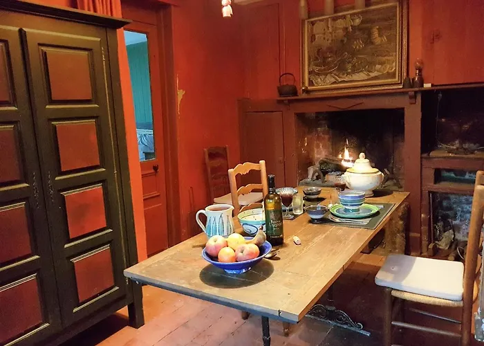 Holiday home Maison Rouge *